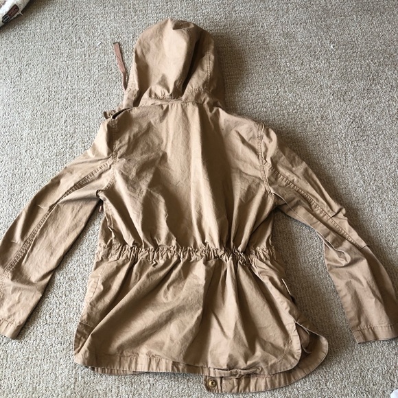 Light Tan Jacket with cinched waist - Picture 2 of 5